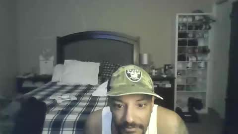 Snapshot of gifted_blacksnake chatting on October 16, 10:33 pm Gifted online show from October 16, 10:33 pm