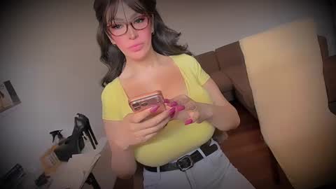 Snapshot of giftedgirl4u chatting on July 30, 1:04 am Ms. Abby - IF YOU DEMAND I DEMAND ASWELL- online show from July 30, 1:04 am