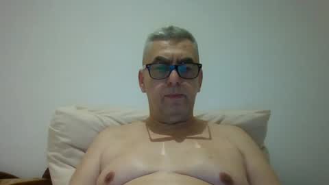 gigi1970 online show from December 22, 5:32 pm