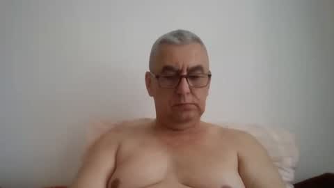gigi1970 online show from June 19, 9:13 am