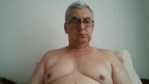 gigi1970 online show from July 22, 7:00 am