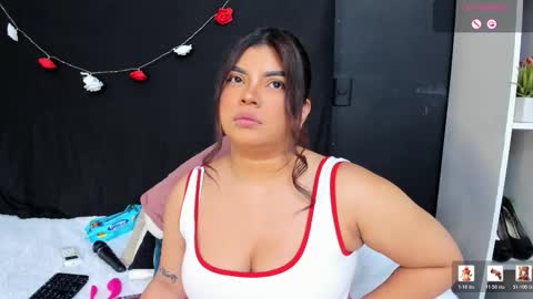 Gigi  online show from March 18, 12:30 pm