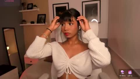 GIGI online show from November 28, 3:20 am