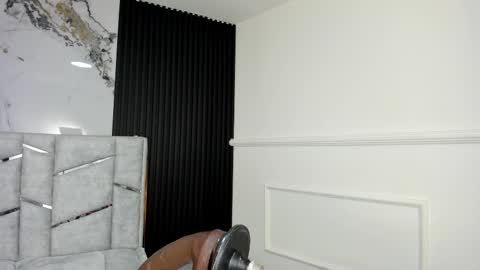 Gigi Doll online show from October 10, 11:20 am