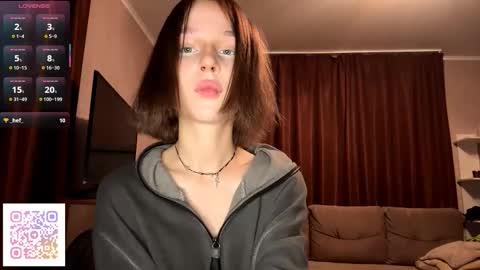 Molly online show from November 6, 7:26 pm