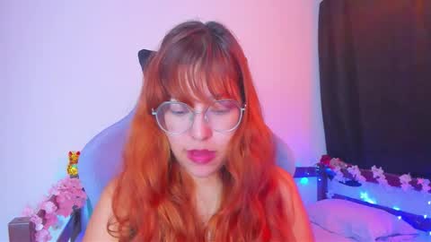 gigimooon online show from November 4, 1:27 am