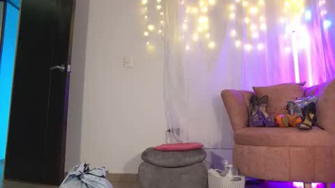 Snapshot of giiadior1 chatting on October 28, 11:58 am GiiaDior online show from October 28, 11:58 am