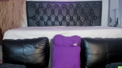 pamela online show from October 2, 3:35 am