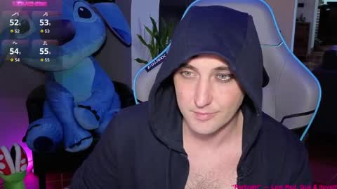 Snapshot of gil_gamesh2nd chatting on April 30, 5:41 pm Mirko online show from April 30, 5:41 pm