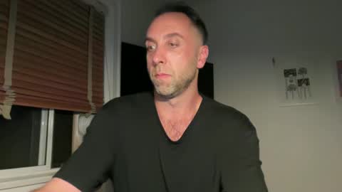 gilber10101 online show from September 14, 1:05 am
