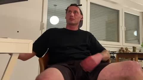 Sebastian online show from September 27, 11:10 pm