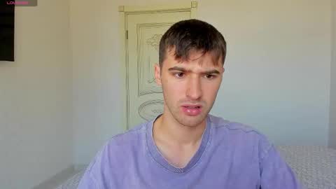 gilbertogonzales online show from September 12, 7:19 am