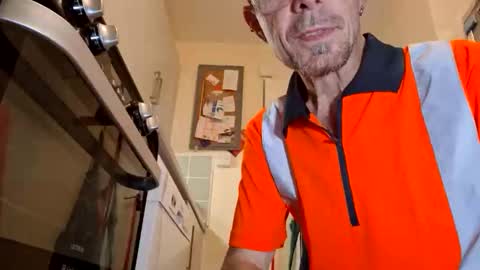 gillesguichard online show from September 30, 10:48 pm