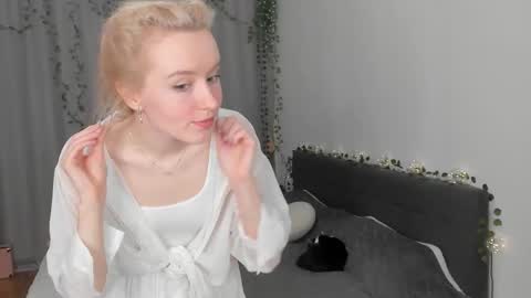 Gin online show from February 21, 6:36 am