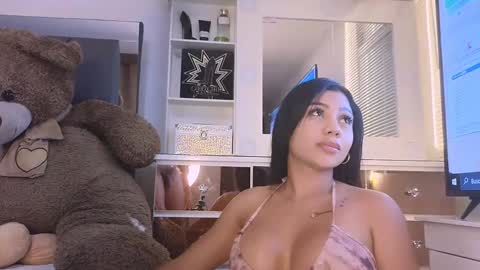 O GINA AND AKEMI    online show from December 12, 4:26 am