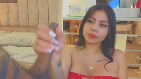 O GINA AND AKEMI    online show from October 21, 11:00 am