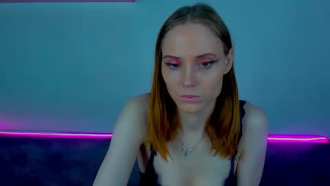 Gina online show from November 9, 11:52 am