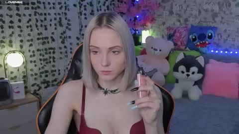 Gina online show from June 5, 1:56 am