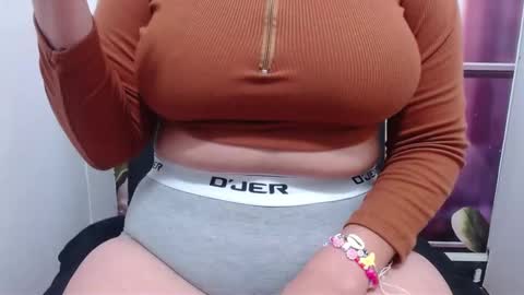  Gina   online show from February 28, 1:37 am