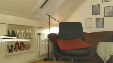 Gina online show from January 3, 9:47 pm