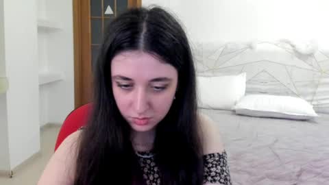 Kate online show from June 14, 9:33 am
