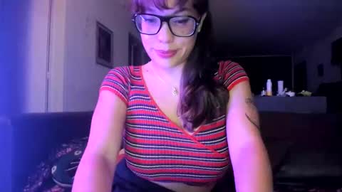 Snapshot of ginakatana chatting on February 9, 6:01 am Gina Katana online show from February 9, 6:01 am