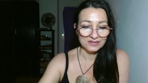 Snapshot of ginaoneon chatting on December 28, 11:59 pm GinaONeon online show from December 28, 11:59 pm