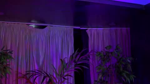 Gina online show from September 24, 7:06 pm