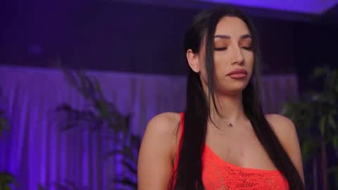 Snapshot of ginavalentinna chatting on April 3, 7:23 pm Gina online show from April 3, 7:23 pm