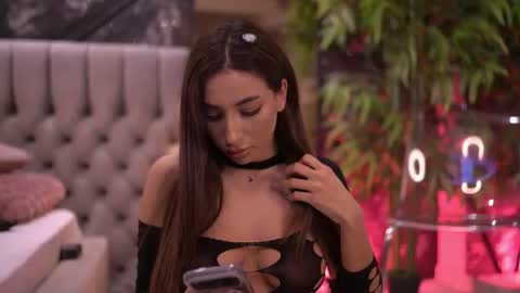 Snapshot of ginavalentinna chatting on June 13, 8:29 pm Gina online show from June 13, 8:29 pm