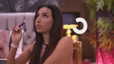 Gina online show from June 27, 8:03 pm