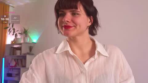 Gina online show from March 4, 7:53 pm