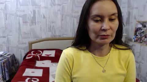 ginaxsoulah   online show from December 20, 7:28 pm