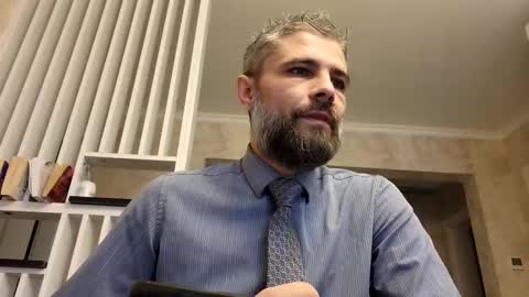 Snapshot of gindrie chatting on February 18, 8:49 am Gabriel online show from February 18, 8:49 am