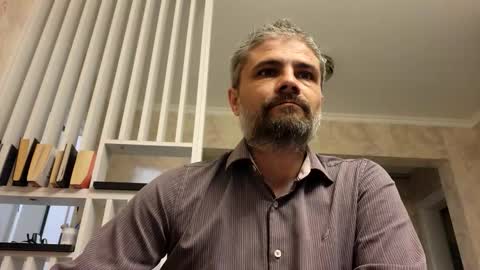 Snapshot of gindrie chatting on November 18, 5:17 pm Gabriel online show from November 18, 5:17 pm