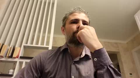 Snapshot of gindrie chatting on November 27, 6:48 am Gabriel online show from November 27, 6:48 am