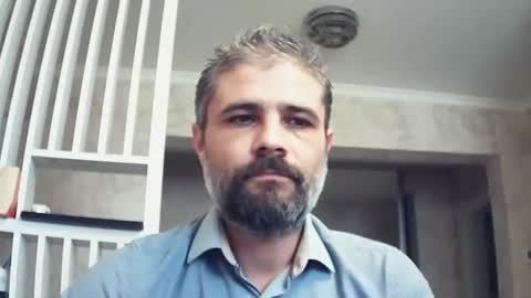 Snapshot of gindrie chatting on December 4, 10:24 am Gabriel online show from December 4, 10:24 am