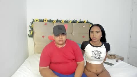 Snapshot of ginelawest chatting on February 27, 2:32 am Gine online show from February 27, 2:32 am