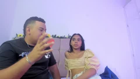 Snapshot of ginelawest chatting on March 5, 8:32 am Gine online show from March 5, 8:32 am