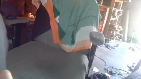 gingasnapz8inch online show from March 19, 8:02 pm