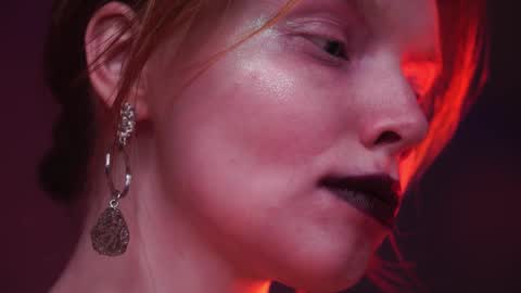 Snapshot of ginger_hugs chatting on January 8, 4:12 am im expecting 350 thumbs up on my altar online show from January 8, 4:12 am