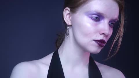 Snapshot of ginger_hugs chatting on February 9, 10:11 pm im expecting 350 thumbs up on my altar online show from February 9, 10:11 pm