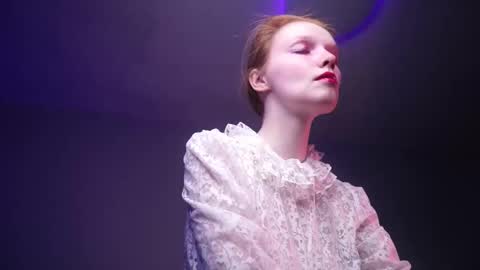 Snapshot of ginger_hugs chatting on February 17, 10:14 pm im expecting 350 thumbs up on my altar online show from February 17, 10:14 pm