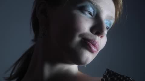 Snapshot of ginger_hugs chatting on March 4, 4:17 am im expecting 350 thumbs up on my altar online show from March 4, 4:17 am