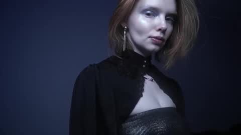 Snapshot of ginger_hugs chatting on March 4, 10:05 pm im expecting 350 thumbs up on my altar online show from March 4, 10:05 pm