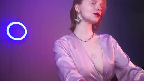 Snapshot of ginger_hugs chatting on September 13, 10:09 pm im expecting 350 thumbs up on my altar online show from September 13, 10:09 pm