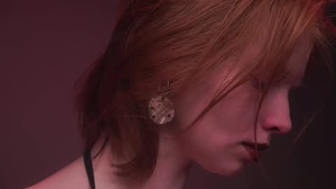 Snapshot of ginger_hugs chatting on September 25, 10:13 pm im expecting 350 thumbs up on my altar online show from September 25, 10:13 pm