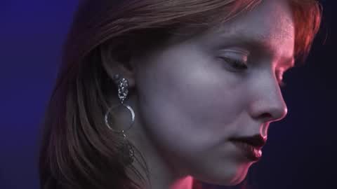 Snapshot of ginger_hugs chatting on November 19, 10:10 pm im expecting 350 thumbs up on my altar online show from November 19, 10:10 pm