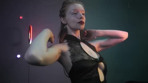        im expecting 350 thumbs up on my altar   online show from January 13, 10:15 pm