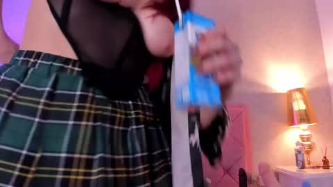 Ginger online show from February 19, 9:14 pm